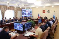 Перейти к новости Безопасность проведения Дня знаний и выборов обсудили в правительстве края